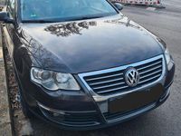 Gebraucht VW Passat Highline 160 PS (117 kW) 2010 Schwarz Limousine