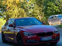 Gebraucht BMW 330 Sport Line 252 PS (185 kW) 2016 Rot Limousine