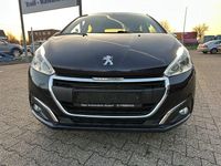 Gebraucht Peugeot 208 Style 82 PS (60 kW) 2017 Blau Kleinwagen