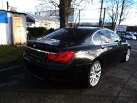 Gebraucht BMW 730 Sport Line 245 PS (180 kW) 2011 Schwarz metallic Limousine