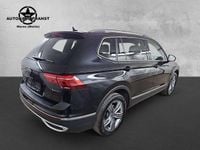 Gebraucht VW Tiguan Allspace Elegance 245 PS (180 kW) 2022 Schwarz SUV