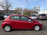 Gebraucht Peugeot 208 68 PS (50 kW) 2017 Rot Kleinwagen