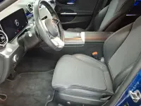 Gebraucht Mercedes C300e 204 PS (150 kW) 2023 Blau Limousine