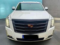 Gebraucht Cadillac Escalade 426 PS (313 kW) 2018 Weiß SUV
