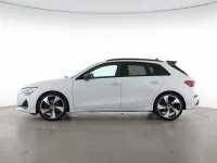 Gebraucht Audi A3 Advanced Plus 150 PS (110 kW) 2025 Gletscherweiß metallic Limousine