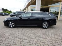 Gebraucht VW Passat Elegance 150 PS (110 kW) 2024 Schwarz metallic Kombi