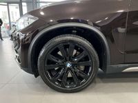 gebraucht BMW X5 xDrive50i +INDIVIDUAL+NAVI+RÜCKFAHRK.+
