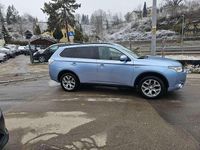 Gebraucht Mitsubishi Outlander P-HEV Plus 121 PS (88 kW) 2015 Bluish silver SUV
