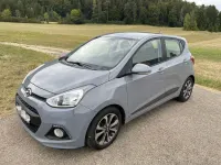 Gebraucht Hyundai i10 Edition 87 PS (63 kW) 2014 Grau Kleinwagen