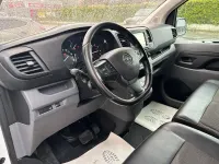 Gebraucht Opel Vivaro Innovation 122 PS (89 kW) 2020 Weiß Van / Kleinbus