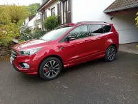 Gebraucht Ford Kuga ST-Line 150 PS (110 kW) 2019 Rot SUV
