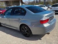 Gebraucht BMW 320 163 PS (119 kW) 2006 Grau Limousine
