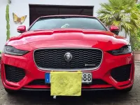 Gebraucht Jaguar XE R-Dynamic 179 PS (131 kW) 2019 Rot Limousine
