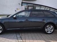 Gebraucht Audi A4 Basis 150 PS (110 kW) 2016 Grau Kombi