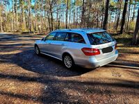 Gebraucht Mercedes E300 204 PS (150 kW) 2010 Silber Kombi