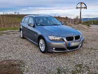 Gebraucht BMW 318 143 PS (105 kW) 2012 Grau Kombi