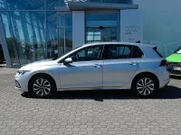 Gebraucht VW Golf VIII Active 116 PS (85 kW) 2023 Reflexsilber (metallic) Limousine