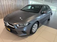 Gebraucht Mercedes A180 136 PS (100 kW) 2020 Grau Limousine