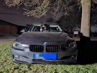 Gebraucht BMW 320 143 PS (105 kW) 2012 Grau Limousine