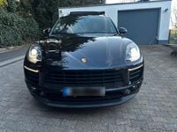 Second-hand Porsche Macan 258 CP (189 kW) 2016 Negru SUV