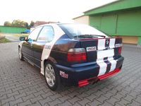 Gebraucht BMW 318 140 PS (102 kW) 1997 Blau Limousine