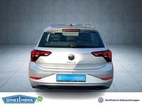 Gebraucht VW Polo Life 80 PS (58 kW) 2023 Silber Kleinwagen