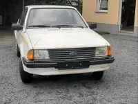 Gebraucht Ford Escort 73 PS (53 kW) 1986 Weiß Kleinwagen