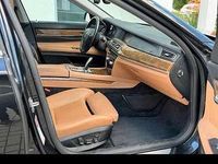 Gebraucht BMW 730 245 PS (180 kW) 2010 Schwarz Limousine