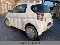 Gebraucht Toyota iQ 68 PS (50 kW) 2010 Weiß Kleinwagen