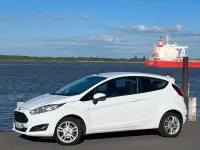 Gebraucht Ford Fiesta 60 PS (44 kW) 2015 Weiß Kleinwagen