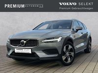 Gebraucht Volvo V60 CC Plus 197 PS (144 kW) 2023 Grau Kombi