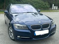 Gebraucht BMW 318 140 PS (102 kW) 2011 Blau Kombi