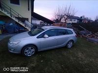Gebraucht Opel Astra 110 PS (80 kW) 2011 Silber Kombi