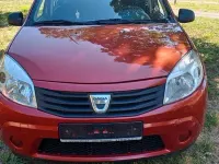 Gebraucht Dacia Sandero 75 PS (55 kW) 2011 Rot Limousine