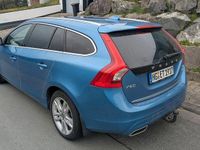 Gebraucht Volvo V60 Summum 280 PS (205 kW) 2013 Blau Kombi