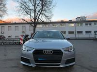 Gebraucht Audi A4 150 PS (110 kW) 2019 Silber Limousine