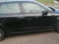 Gebraucht Audi A3 Attraction 105 PS (77 kW) 2013 Schwarz Limousine