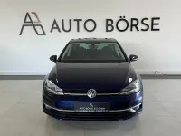 Gebraucht VW Golf VII Comfortline 110 PS (80 kW) 2018 Blau Limousine