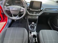 Gebraucht Ford Fiesta Cool & Connect 101 PS (74 kW) 2018 Rot Kleinwagen