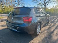 Gebraucht BMW 118 170 PS (125 kW) 2012 Grau Kleinwagen