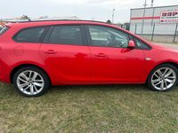 Gebraucht Opel Astra 140 PS (102 kW) 2013 Rot Kombi