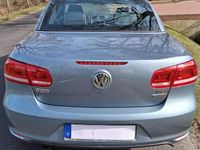 Gebraucht VW Eos 122 PS (89 kW) 2015 Blau Cabrio