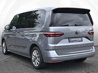 Gebraucht VW Multivan Style 150 PS (110 kW) 2024 Silber Van