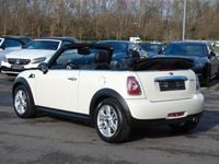 Gebraucht Mini Cooper Cabriolet 122 PS (89 kW) 2011 Weiß Cabrio