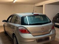Gebraucht Opel Astra 125 PS (91 kW) 2005 Silber Limousine
