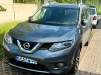 Gebraucht Nissan X-Trail Tekna 131 PS (96 kW) 2016 Grau SUV