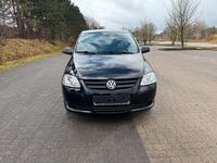 Gebraucht VW Fox Basis 54 PS (39 kW) 2006 Schwarz Kleinwagen