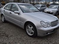 Gebraucht Mercedes C220 Classic 143 PS (105 kW) 2003 Silber Limousine