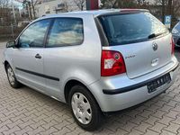 Gebraucht VW Polo 64 PS (47 kW) 2003 Silber Limousine