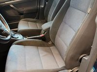 Gebraucht VW Golf VI 105 PS (77 kW) 2011 Blau Kleinwagen
